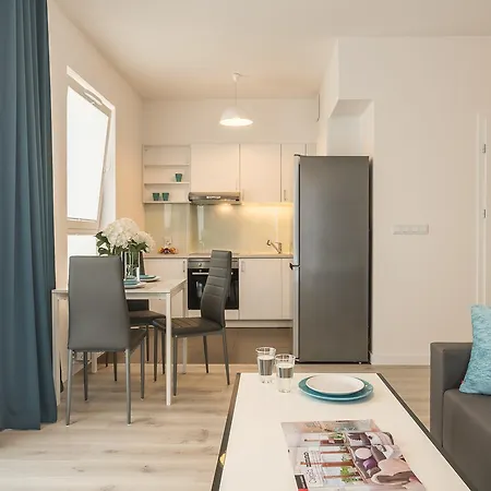 Deluxe By The Railway Station - Parking W Cenie