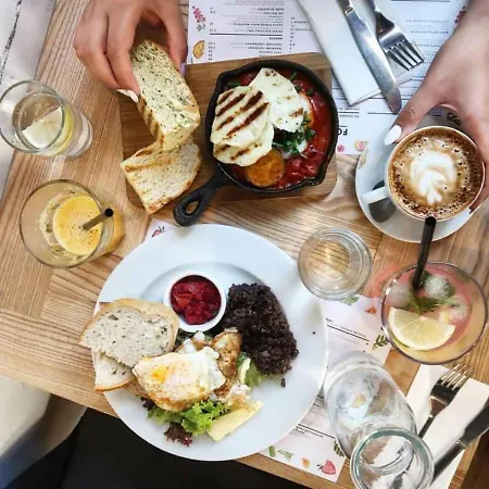 Deluxe By The Railway Station - Parking W Cenie Apart-hotel