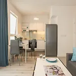 Deluxe By The Railway Station - Parking W Cenie