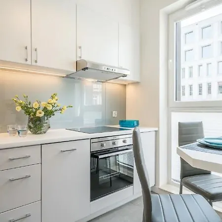 Deluxe By The Railway Station - Parking W Cenie 3*